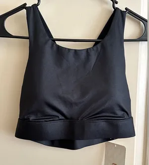 Fabletics NWT Black Workout Cropped Padded Tank Women's Sz Small thumbnail 1