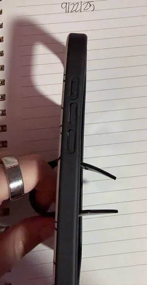 Loopy iPhone 16 pro case bows  thumbnail 2