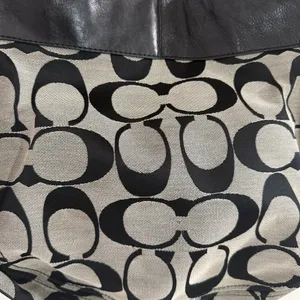 Coach Black and Cream Signature Shoulder Bag thumbnail 10