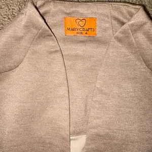 Elegant Tan Women's Blazer Size 4 thumbnail 2