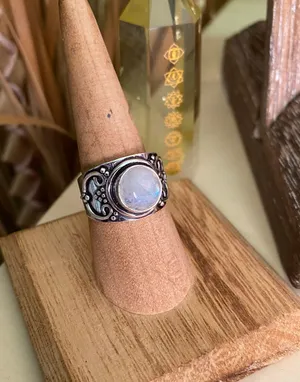 Moonstone Sterling Silver Wide Band Ring Size 7.5 thumbnail 2
