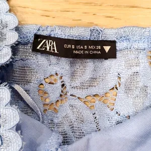 NEW! Zara Sexy Blue Crop Top thumbnail 3