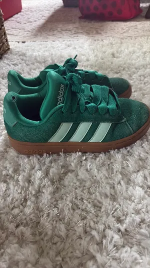 Green Adidas Sneakers thumbnail 5