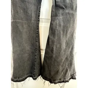 Forever 21 Faded Black Bell Bottom Button Up Jeans Women's Sz 25 thumbnail 8