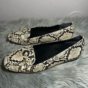 Vionic Hayes Loafer Ivory/Multicolor Snakeskin Patterned Loafers Size 9 thumbnail 4