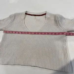 Free People Cream Cropped Bell Sleeve Sweater Women XS Boho Knit V Neck Top thumbnail 5