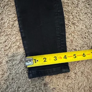 American Eagle Outfitters Distressed Black Hi-Rise Jeggings size 2 Short thumbnail 9