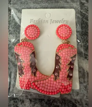 Beaded Cowgirl Boot Glitter Rhinestone Western Vibrant Pink Beaded Earrings thumbnail 4
