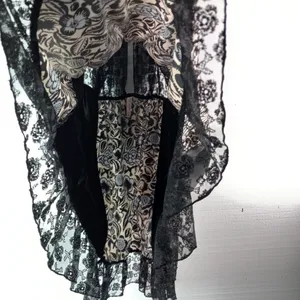 Cacique 28/20 Chic Black and White Pastel Sky Blue Floral Paneled Negligee thumbnail 5