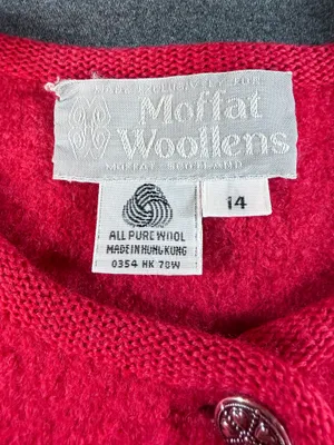 Vintage 1970s Wool Cardigan SIZE 14 100% Pure Wool Moffat Woollens Red Bouclé thumbnail 2