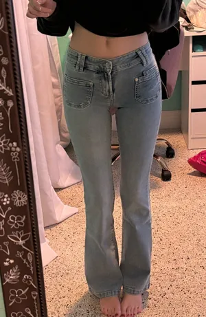 Garage Flare Jeans Low-Rise thumbnail 1