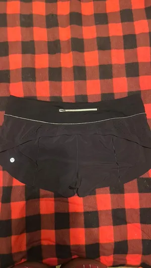 Lululemon Shorts thumbnail 2