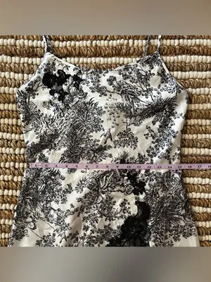 Vintage Y2K Victoria's Secret Black and toile White Floral Lace nightie thumbnail 10