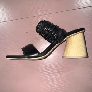 Journee Collection Women's Fayth Pump size 6 thumbnail 4
