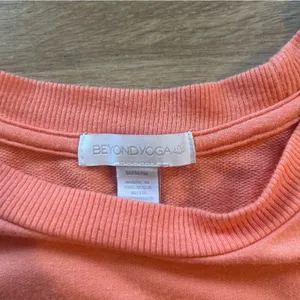 Beyond Yoga Good Company Soft Crew in Bright Peach thumbnail 4