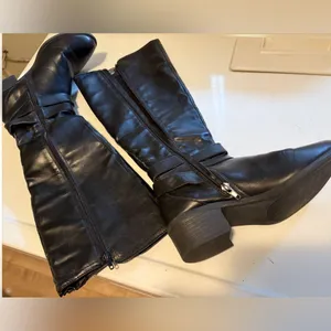 Madden girl Warner's fall neutral black buckle ridding boots zippered size 6 thumbnail 10