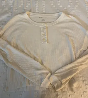 American Eagle Outfitters Thermal Waffle Longsleeve thumbnail 1