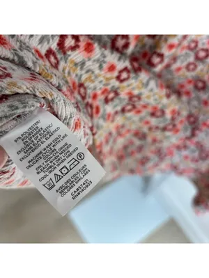 Loft EUC Women's Red Yellow Floral Smocked Ruffle Shoulder Knit Blouse Size L thumbnail 7
