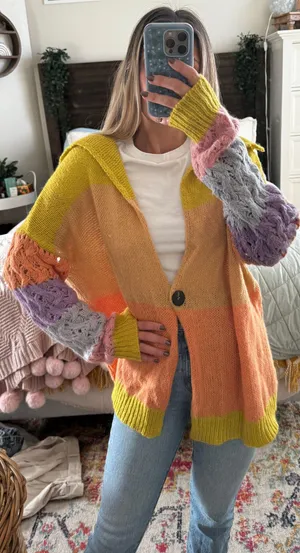 Storia Colorful Knit Cardigan thumbnail 2