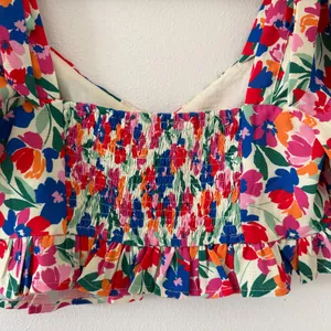 FORE Vibrant Floral Puff Sleeve Indie Peplum Fairycore Crop Top size medium thumbnail 5