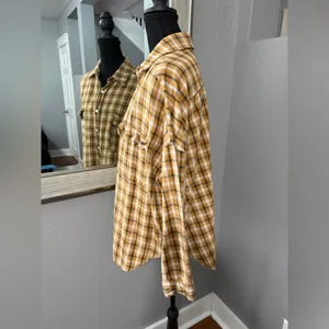 Pol x Anthropologie Yellow Plaid Flannel Size Medium. thumbnail 3