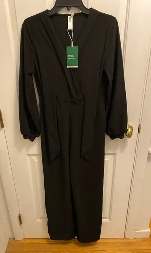 Brand New Halara Women's size XS Black One Piece Long Sleeve Jumpsuit thumbnail 1