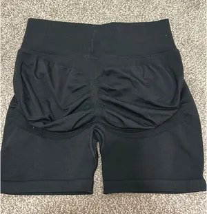 Black Gymshark Booty Lift Biker Shorts thumbnail 2