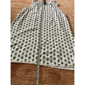 VICTORIAS SECRET Women’s Size M White Blue Leaf Print Nightgown Pajamas thumbnail 4