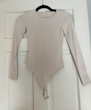 Babaton Aritzia Bodysuit thumbnail 1