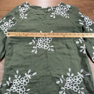 Kindred Petite Women's Olive Green Floral Embroidered Blouse PS thumbnail 5
