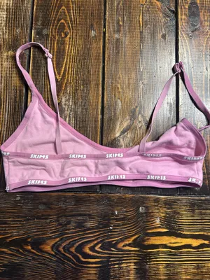 Skims hot pink sports bra size large with skims lettering thumbnail 3