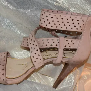 Jessica Simpson Chinah Ankle Strap Pumps, 4.5 " heels, Size 10M thumbnail 2