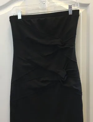FINAL MARKDOWN Junior twenty one strapless dress medium Black thumbnail 1