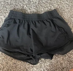 90 Degree by Reflex Shorts Black Athletic thumbnail 1