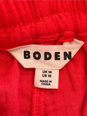 Boden Women’s US 10 Coral Red Cotton Pull-On Smocked Waist Shorts thumbnail 2
