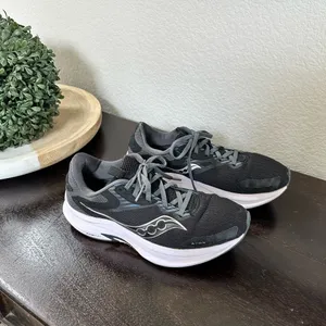 Saucony woman’s Axon 2 9.5 thumbnail 3