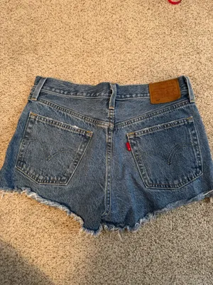 Levi’s 501 Denim Shorts thumbnail 3