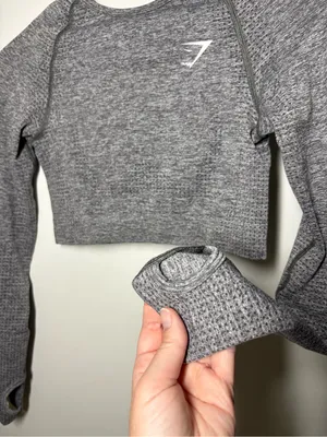Gymshark Grey Seamless Long-Sleeve Crop Top thumbnail 3