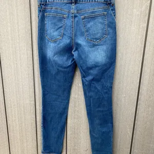 Chico's Platinum‎ Jeggings thumbnail 4