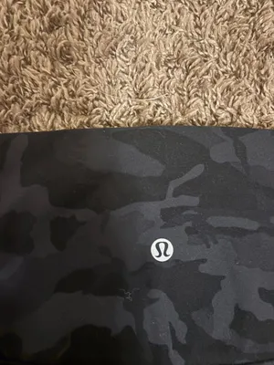 LuLuLemon Align Crop 21" Leggings Size 4 Incognito Camo Multi Grey Style W6AVIS thumbnail 3
