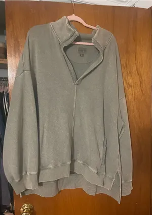 American Eagle Relaxed Pullover Sweater thumbnail 1