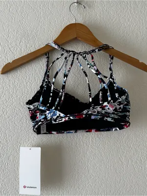 NWT Lululemon Lighten Up Bra size 6 in culture clash multi thumbnail 3