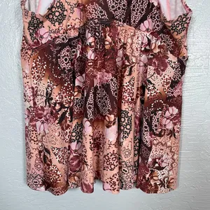 Torrid Women Plus Size 1 D/DD Pink Maroon Floral Tankini Underwire Built in Bra thumbnail 8