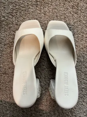 Pearl Steve Madden Heels thumbnail 3
