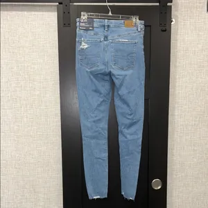 American Eagle Outfitters Blue Distressed high rise jeggings Jeans size 4 thumbnail 2