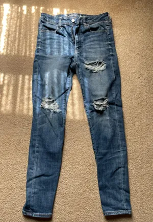 High-Rise American Eagle Jeans thumbnail 1