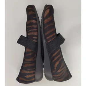 animal print Mary Jane flats sz 6W thumbnail 5