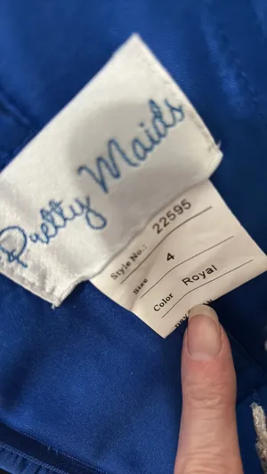 Royal blue formal dress Size 4 thumbnail 4