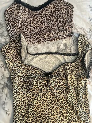 SheIn Black-Trim Leopard Print tops thumbnail 1