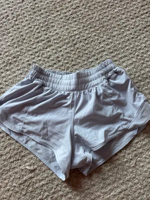 Hotty Hot Lululemon Shorts 2.5" Low-Rise thumbnail 2